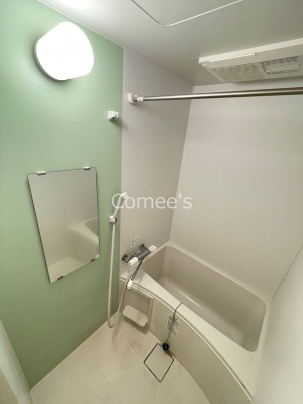 バス・シャワールーム　バスルーム