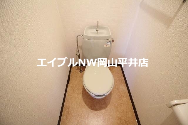 【瀬戸内市邑久町山田庄のアパートのトイレ】