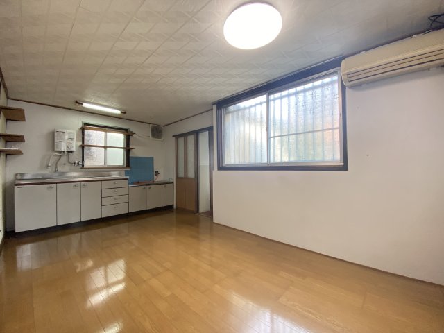 キッチン　DK7.5帖です