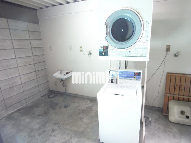 その他共有部分　コインランドリーです