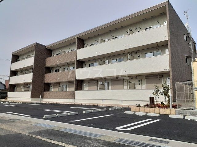 京田辺市草内一ノ坪のアパートの建物外観