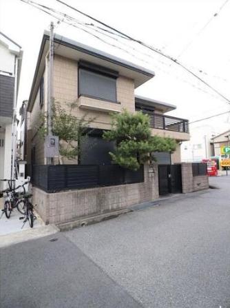 【深江南町4丁目12-1戸建の建物外観】