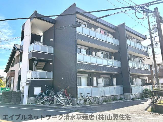 【静岡市葵区瀬名川のマンションの建物外観】