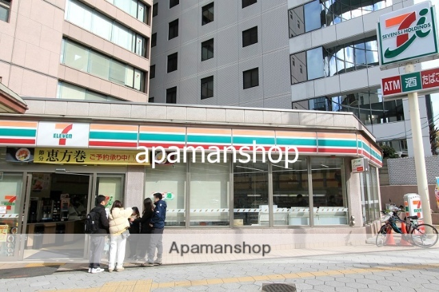 コンビニ　セブンイレブン（コンビニ）まで120m