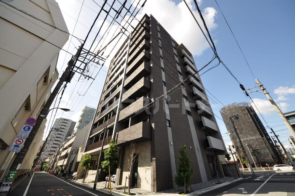 【北区田端新町のマンションの建物外観】