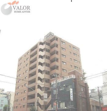 【横浜市南区前里町のマンションの建物外観】