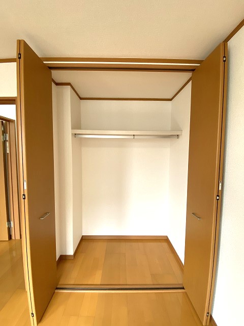 収納　洋室　クロゼット