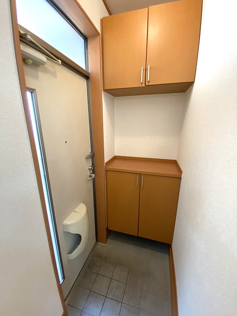 玄関　上下段シューズボックス