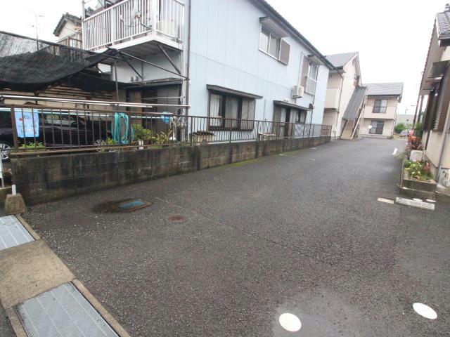 【g house ST1の駐車場】