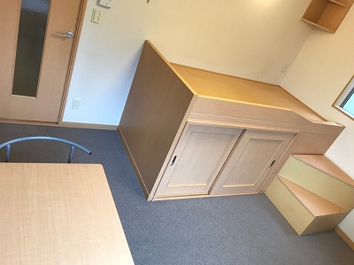 その他部屋・スペース　1Fはフローリング・2Ｆ絨毯。同タイプの物件写真です。