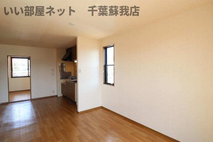 居室・リビング　ゆったりとした居間です