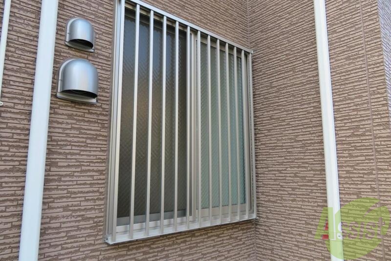 バルコニー　バルコニーはなく、防犯面を強化したお部屋なのですねー