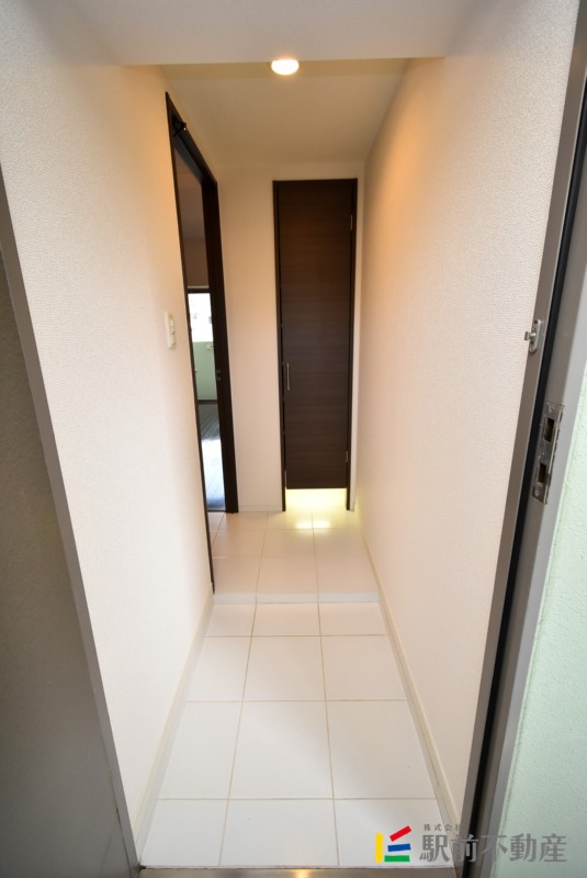 玄関　※同タイプ別部屋