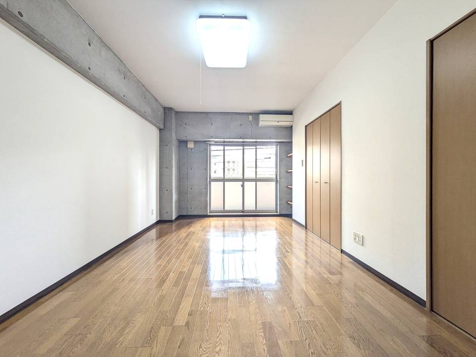 居室・リビング　リビング