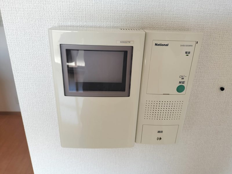セキュリティ　TVモニター付きインターホン
