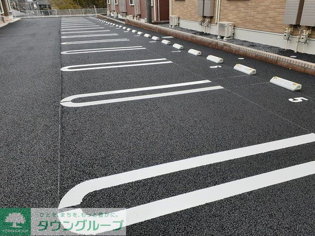 駐車場　駐車場