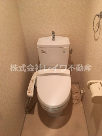 トイレ　落ち着いたトイレです