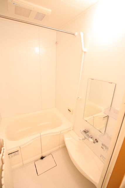 バス・シャワールーム　バスルームです★