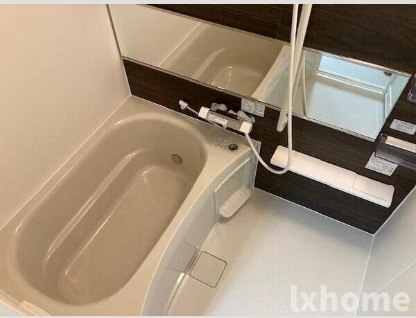 バス・シャワールーム　お風呂です