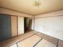 居室・リビング　※別号室の写真です