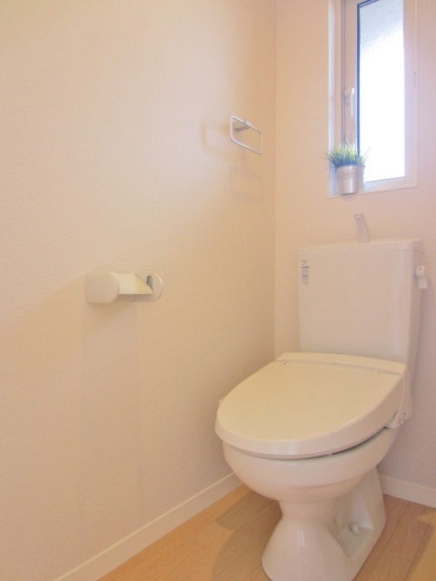 トイレ　トイレは洗浄便座です★