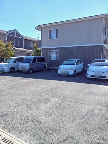 駐車場　エントランス