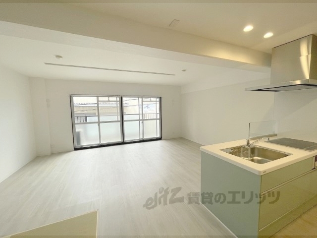 居室・リビング　リビング