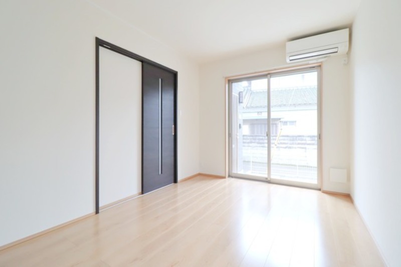 居室・リビング　図面と現状に相違がある場合には現状を優先