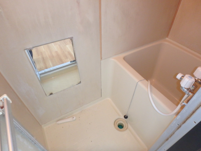 バス・シャワールーム　バス