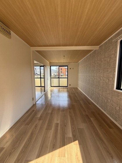 居室・リビング　※別部屋の写真です