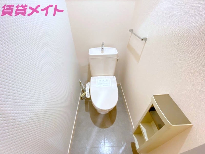 トイレ　同物件別室画像