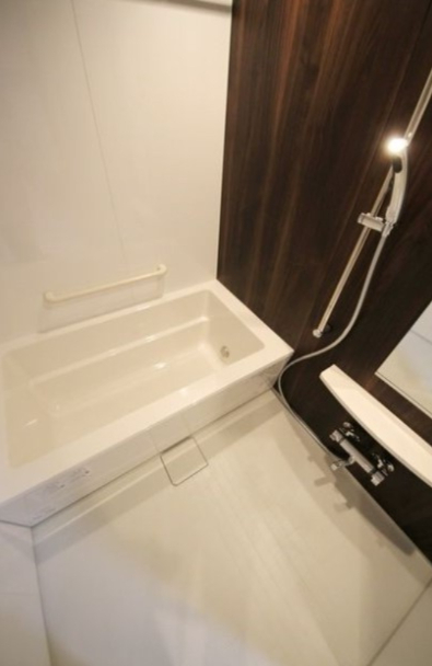 バス・シャワールーム　日々の疲れを癒すお風呂付です