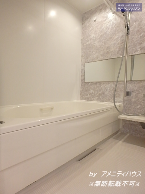 バス・シャワールーム　●追い炊き完備・一坪タイプのバスルーム♪♪