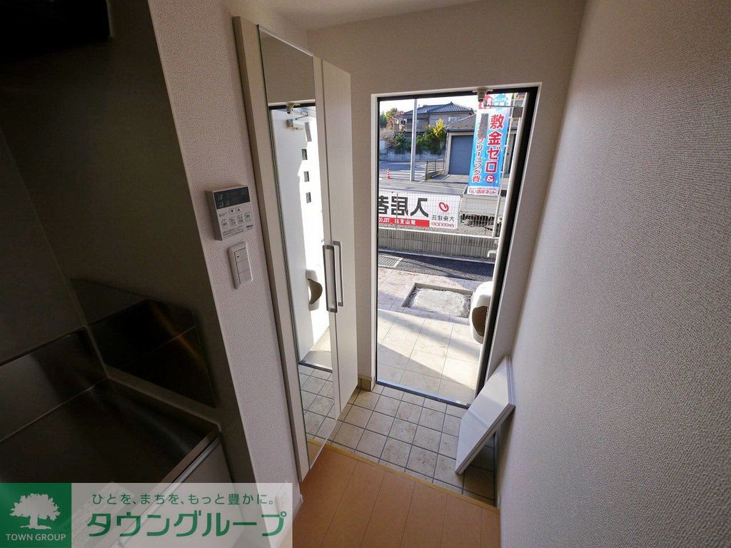 玄関　設備