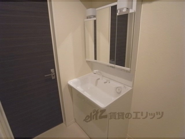 洗面設備　独立洗面台