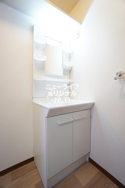 トイレ　あると嬉しい温水洗浄便座付き♪