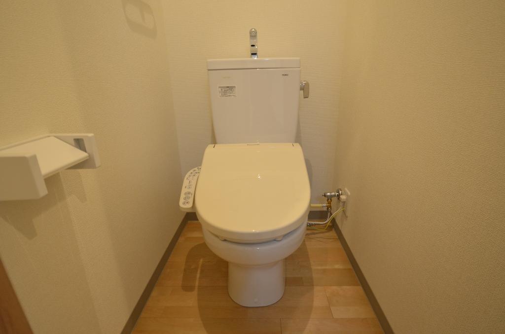 トイレ　シャワー付トイレ