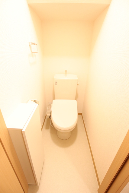 トイレ　嬉しい洗浄機能付便座のトイレ