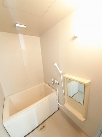 バス・シャワールーム　きれいなお風呂です