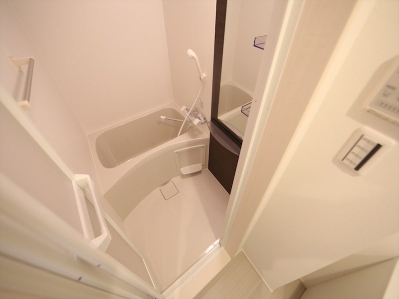 バス・シャワールーム　バスルーム　浴室暖房乾燥機付き