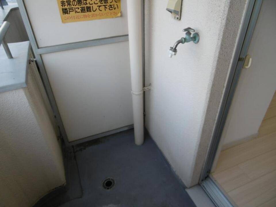 洗面設備　洗濯機置場