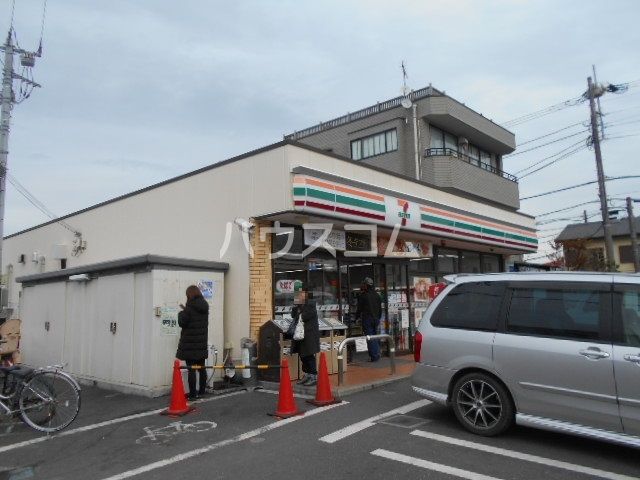 コンビニ　セブン-イレブン 小田原飯田岡店（コンビニ）まで954m