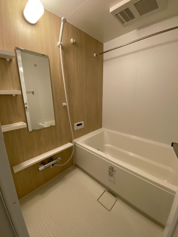 バス・シャワールーム　同型イメージ