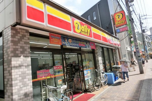 コンビニ　デイリーヤマザキ（コンビニ）まで81m