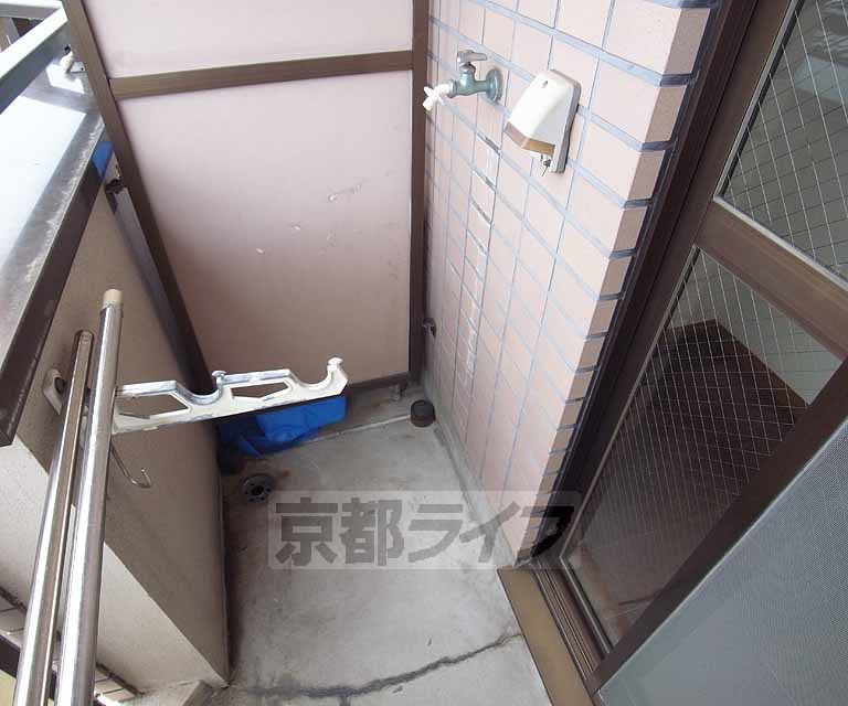 バルコニー　・洗濯機置き場