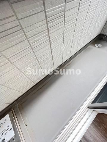 バルコニー　バルコニーからの眺めを楽しみながら食事をしませんか