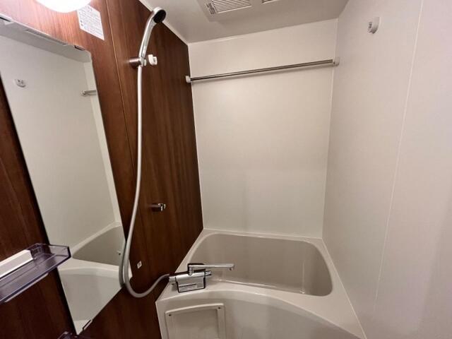 バス・シャワールーム　?