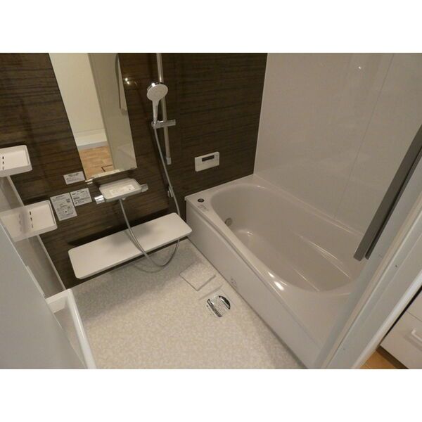 バス・シャワールーム