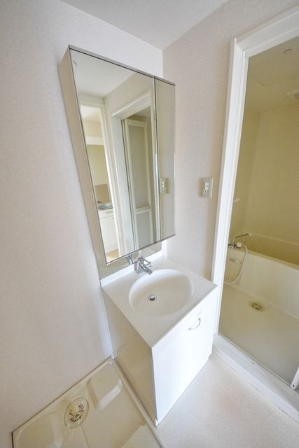 洗面設備　洗面化粧台