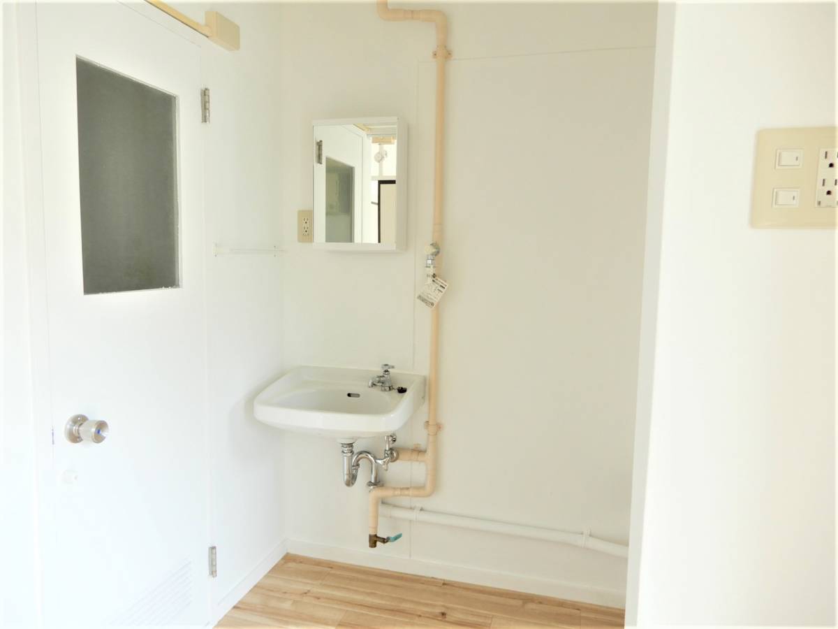 洗面設備　同一類似物件の写真